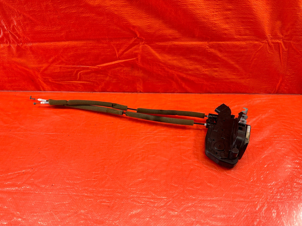 07 13 INFINITI G35 G37 SEDAN   DOOR LOCK ACTUATOR RIGHT REAR   OEM #19210