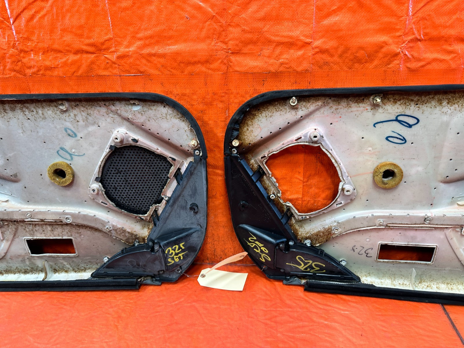 90 91 HONDA CIVIC HATCHBACK EF SI DOOR PANELS LEFT AND RIGHT DOOR PANEL OEM 32515