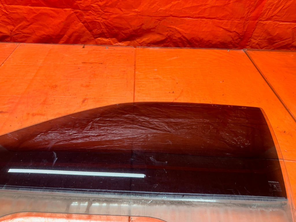 97 01 HONDA PRELUDE 2.2L DRIVER LEFT DOOR DOORGLASS WINDOW GLASS OEM #3358