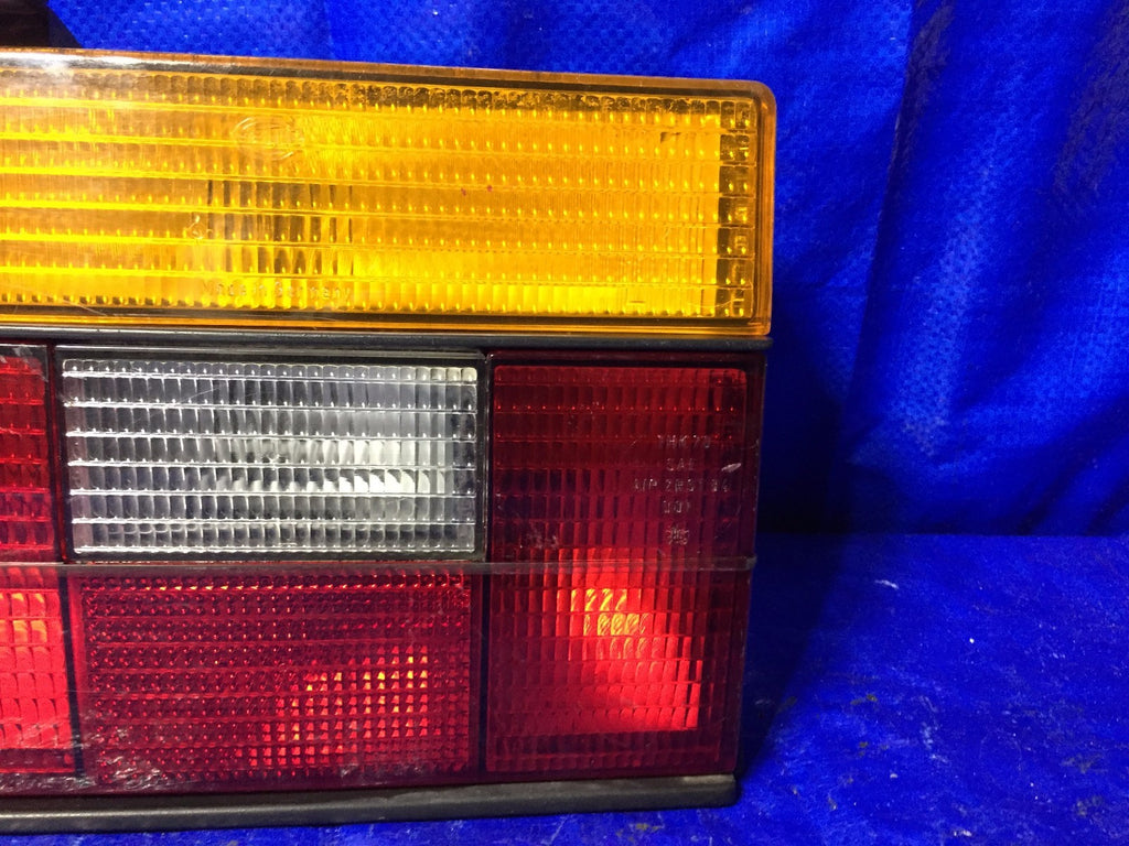 OEM 1984 1985 1986 1987 88 VOLKSWAGEN JETTA DRIVER LEFT TAIL LIGHT 1659451121
