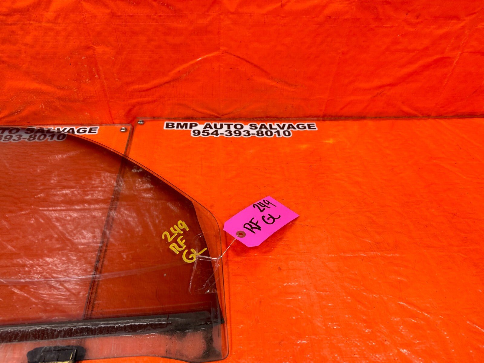 95 00 TOYOTA TACOMA   PASSENGER RIGHT FRONT DOOR GLASS WINDOW   OEM #2494