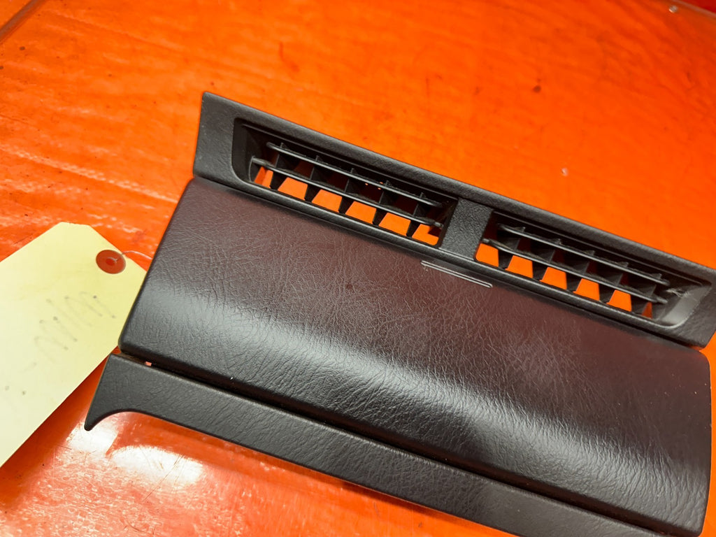 00-03 HONDA S2000 AP1 2.0L CENTER DASH RADIO STEREO HEADUNIT DOOR FLAP COVER #339