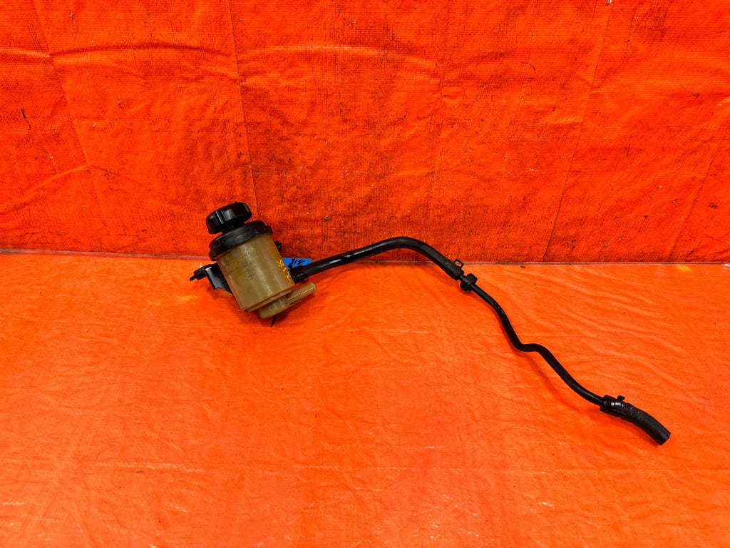 13 16 HYUNDAI GENESIS COUPE   POWER STEERING RESERVOIR TANK BOTTLE   OEM 3181