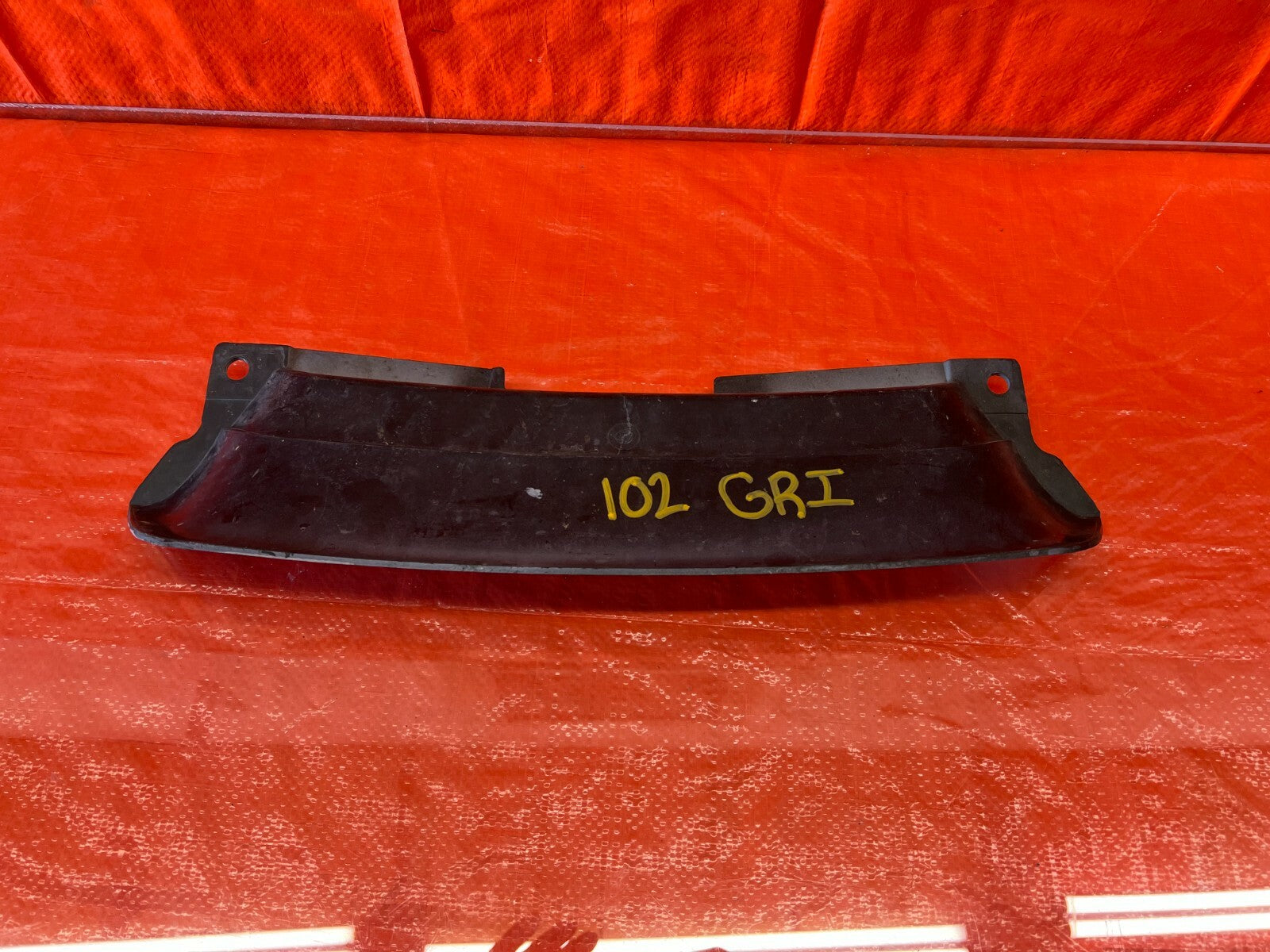 94 01 ACURA INTEGRA   JDM FRONT   FRONT BUMPER GRILLE   OEM FACTORY #1027
