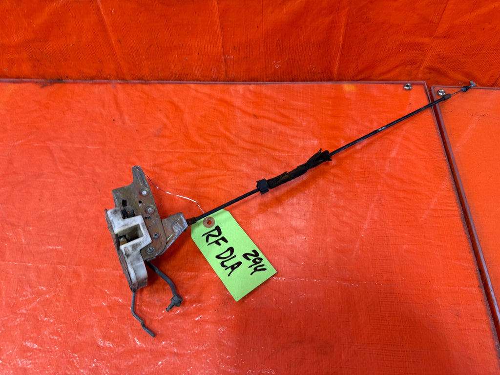 93 97 HONDA DEL SOL PASSENGER RIGHT FRONT DOOR LOCK ACTUATOR   NON POWER OEM 2945