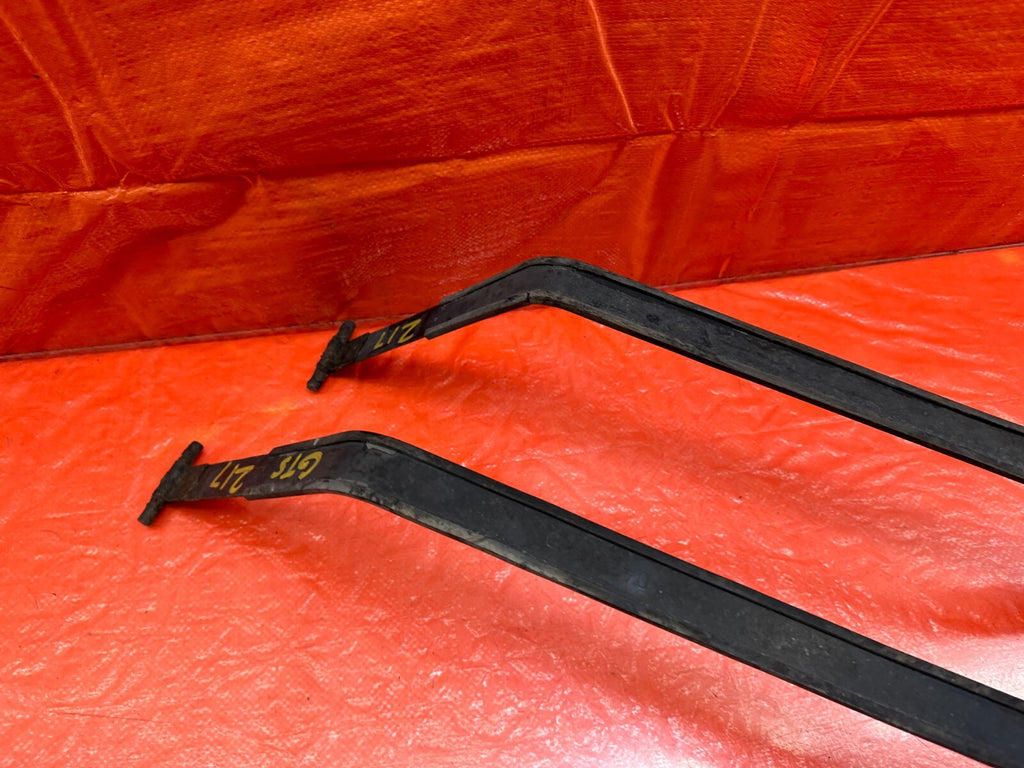 08 15 LANCER EVOLUTION X EVO 10 GAS GASOLINE FUEL TANK MOUNTING STRAPS BANDS 2178