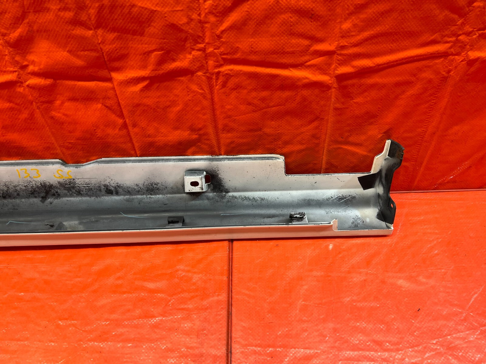 02 04 ACURA RSX   SIDE SKIRT ROCKER MOLDING TRIM   RIGHT SIDE   OEM FACTORY #1339