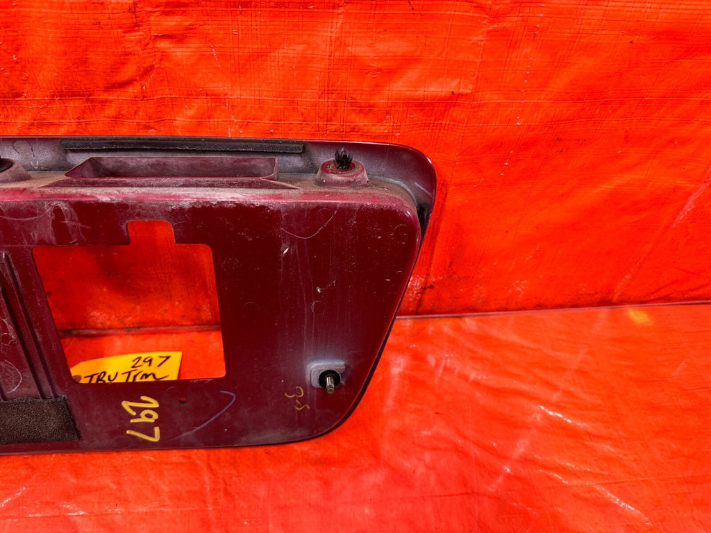 99 00 HONDA CIVIC   SEDAN   REAR TRUNK LID LICENSE PLATE HOLDER TRIM   OEM #2962