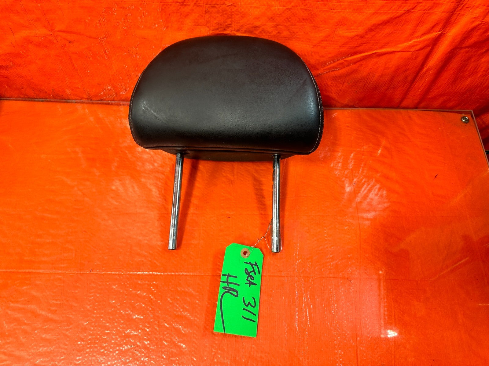 08 15 INFINITI G37 & Q60 2D COUPE FRONT SEAT HEAD REST LEFT OR RIGHT   OEM 3116