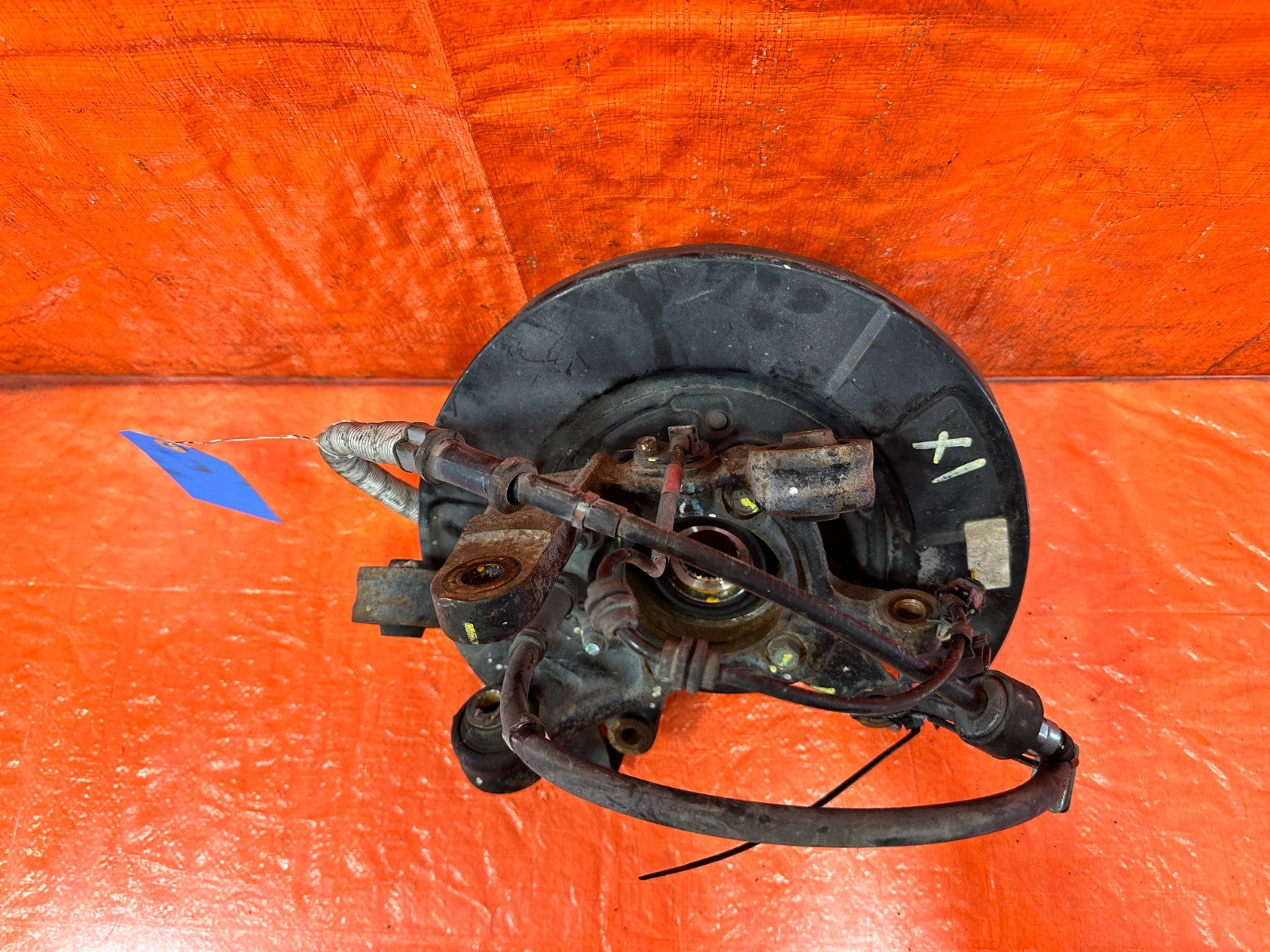 10 16 HYUNDAI GENESIS COUPE   PASSENGER RIGHT REAR SPINDLE KNUCKLE HUB OEM #32512