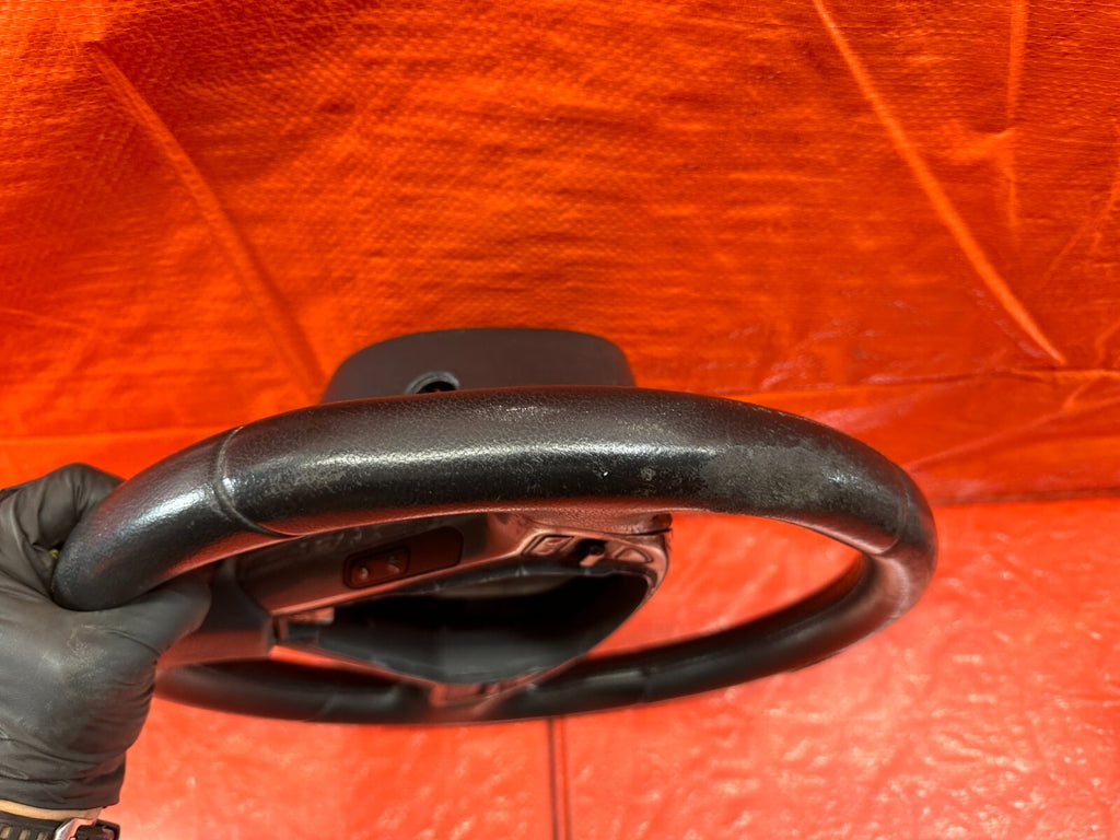 08 15 INFINITI G37 & Q60    2D COUPE  STEERING WHEEL   WEAR READ DESC   OEM #20717