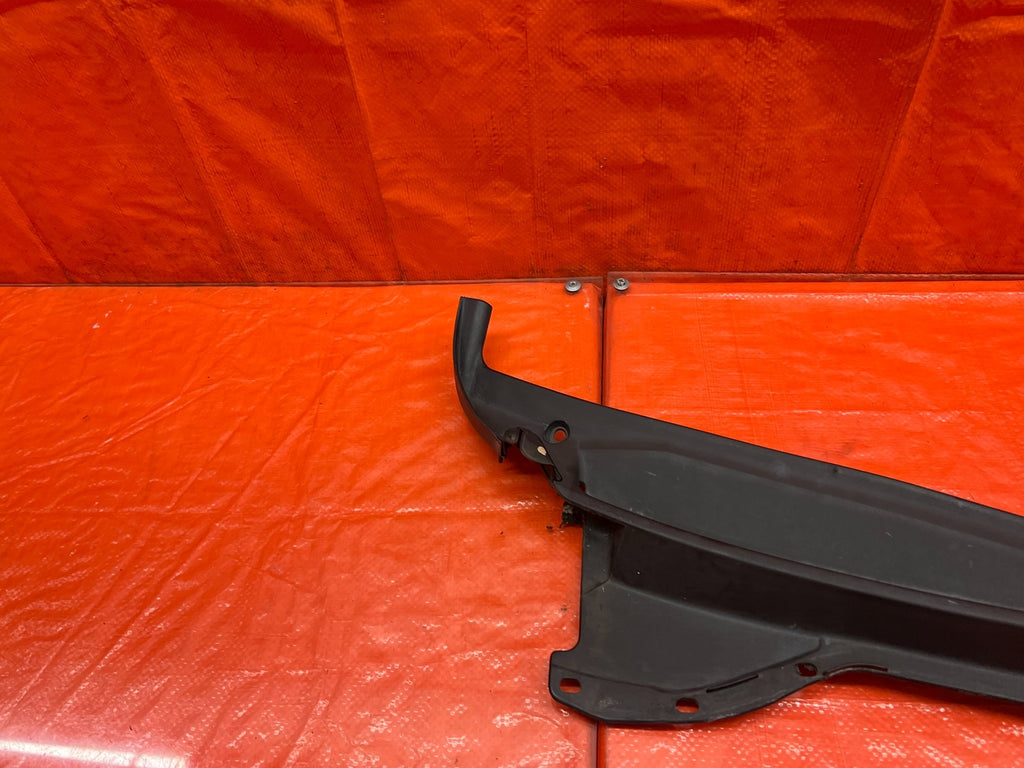 98 02 HONDA ACCORD   WINDSHIELD WIPER COWL TRIM PLASTIC   OEM FACTORY #1679