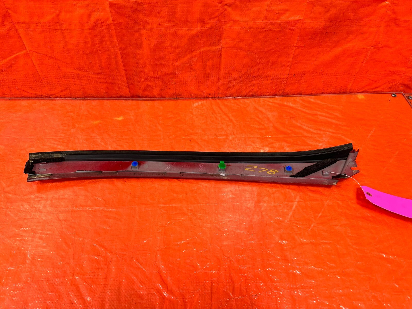 09 15 INFINITI G37 CONVERTIBLE   DRIVER LEFT EXTERIOR A PILLAR TRIM   OEM #2785