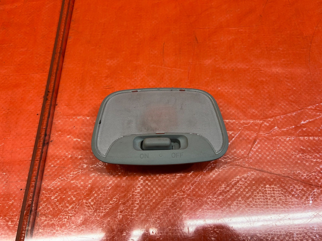 08 15 LANCER EVOLUTION X EVO 10   REAR DOME LIGHT   NON SUNROOF MODEL   OEM #1750