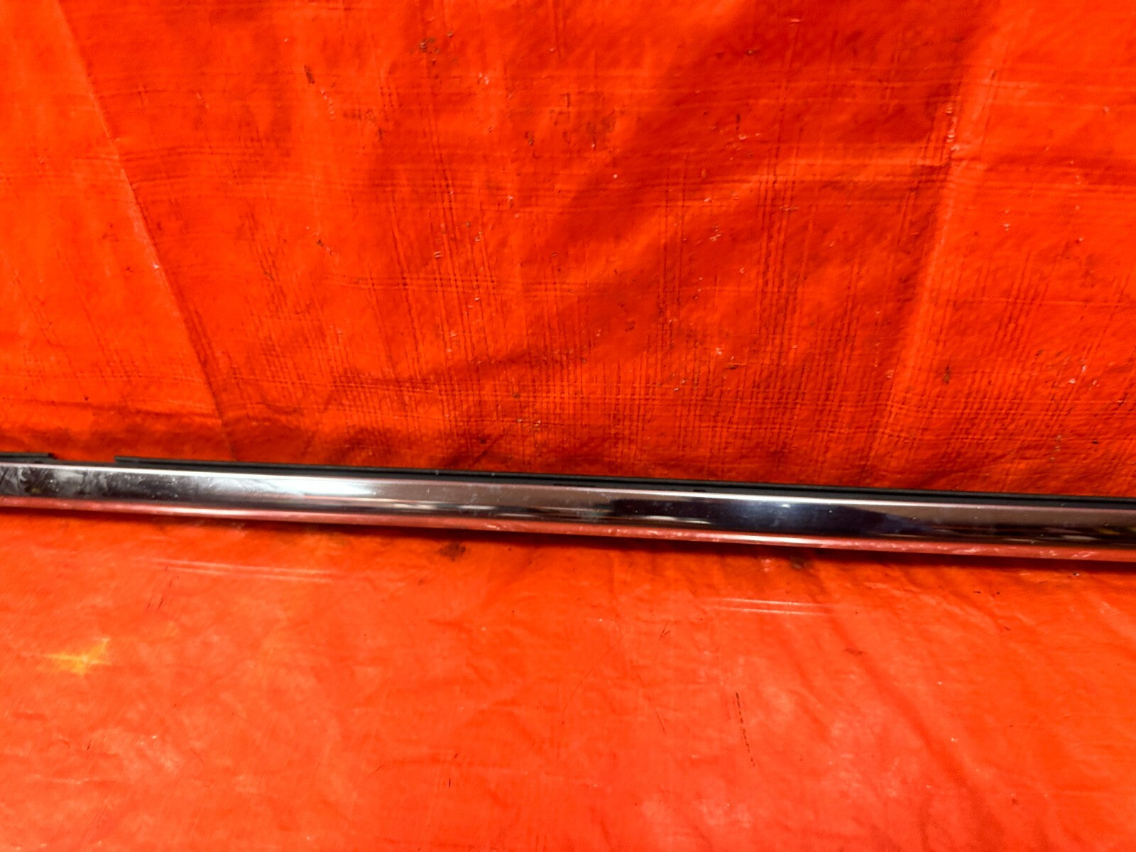 04 08 ACURA TSX   DRIVER LEFT REAR DOOR   EXTERIOR WINDOW TRIM   OEM #2913