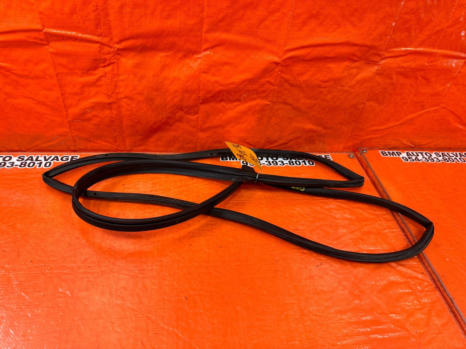 06 11 CIVIC 4D SEDAN   PASSENGER RIGHT FRONT WEATHER STRIP SEAL GASKET OEM #2609