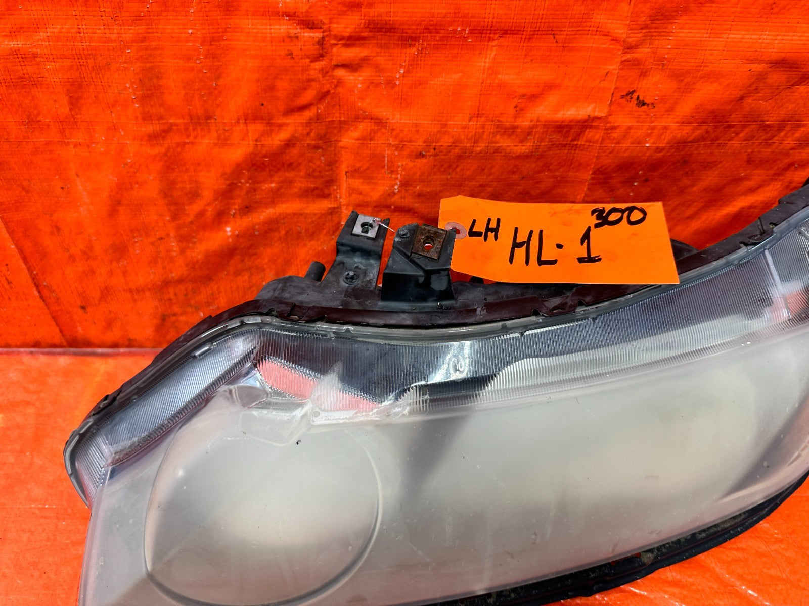 06 08 HONDA CIVIC SEDAN   LEFT HEADLIGHT HEADLAMP W/ BRACKET COMPLETE OEM #3002