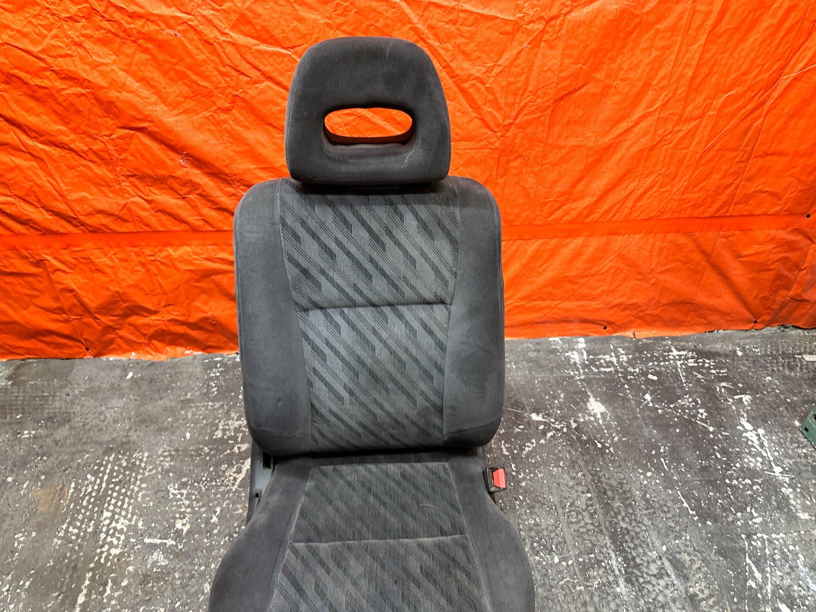 96-00 HONDA CIVIC EM1 SI MODEL PASSENGER RIGHT FRONT SEAT CHAIR & RAILS OEM #21810