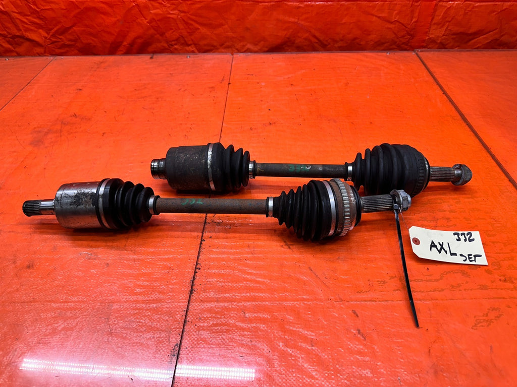 92 96 HONDA PRELUDE H22A LEFT RIGHT CV AXLE SHAFTS OEM #3320