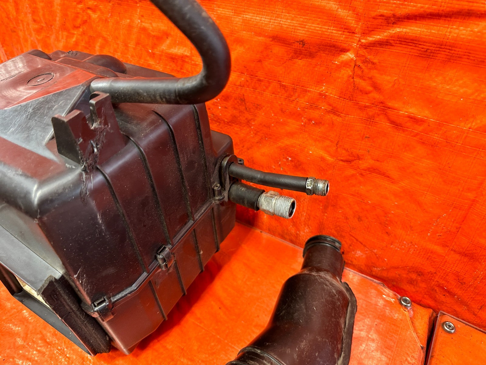 90 91 HONDA CIVIC HATCHBACK   UNDER THE DASHBOARD AC BOXES BLOWER EVAPARATOR1