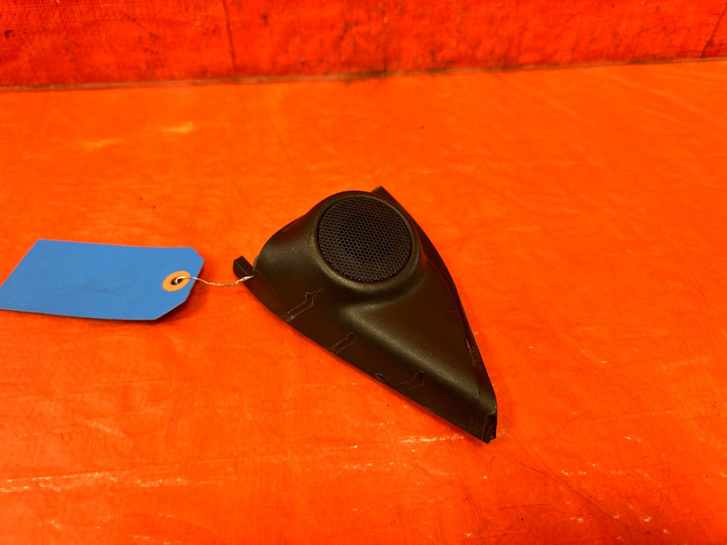 02 05 HONDA CIVIC SI EP3 HATCH   DOOR PANEL TWEETER SPEAKER   RIGHT SIDE OEM 3080
