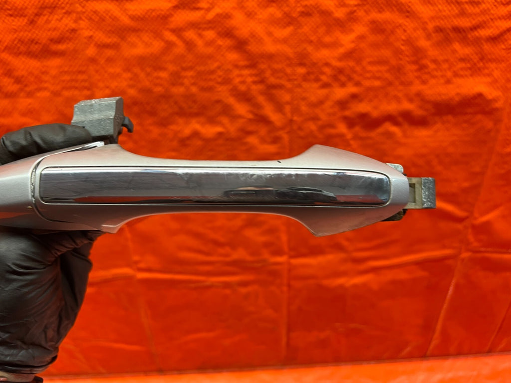 04 08 ACURA TSX   PASSENGER RIGHT FRONT   EXTERIOR DOOR HANDLE SILVER OEM #1565