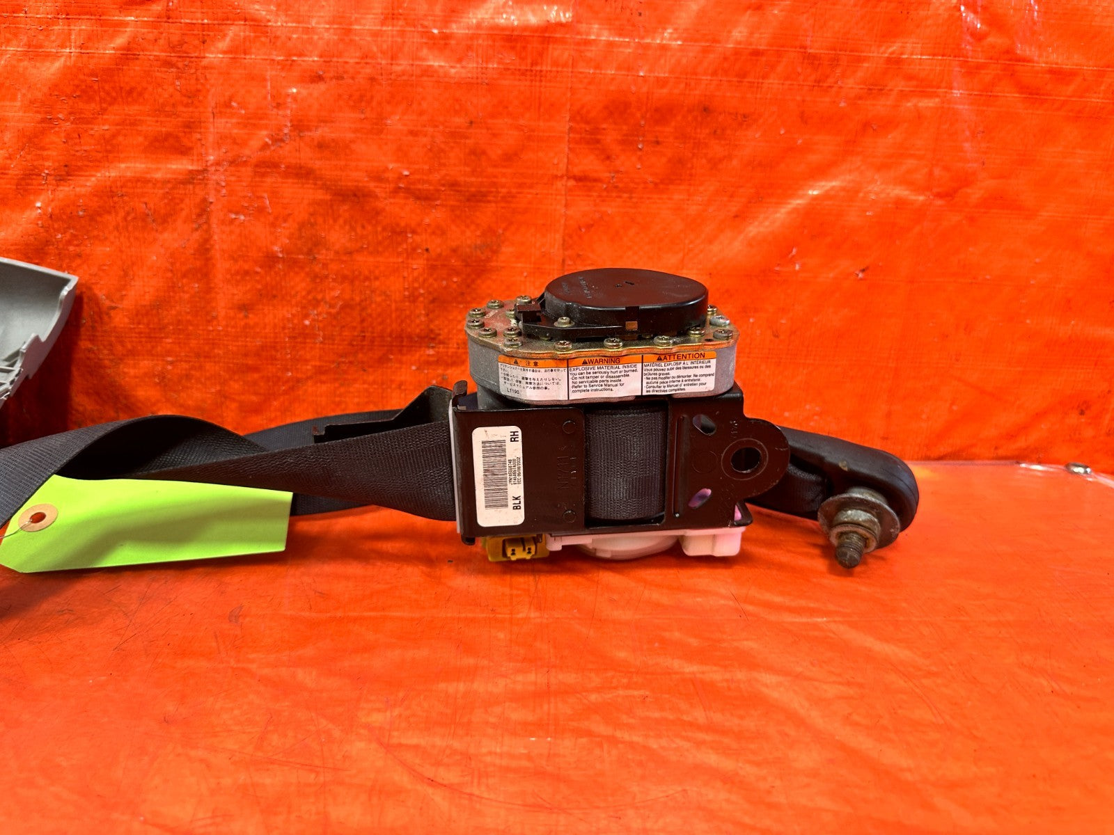 02 05 HONDA CIVIC SI EP3 HATCHBACK   LEFT & RIGHT FRONT SEAT BELTS   OEM #30613