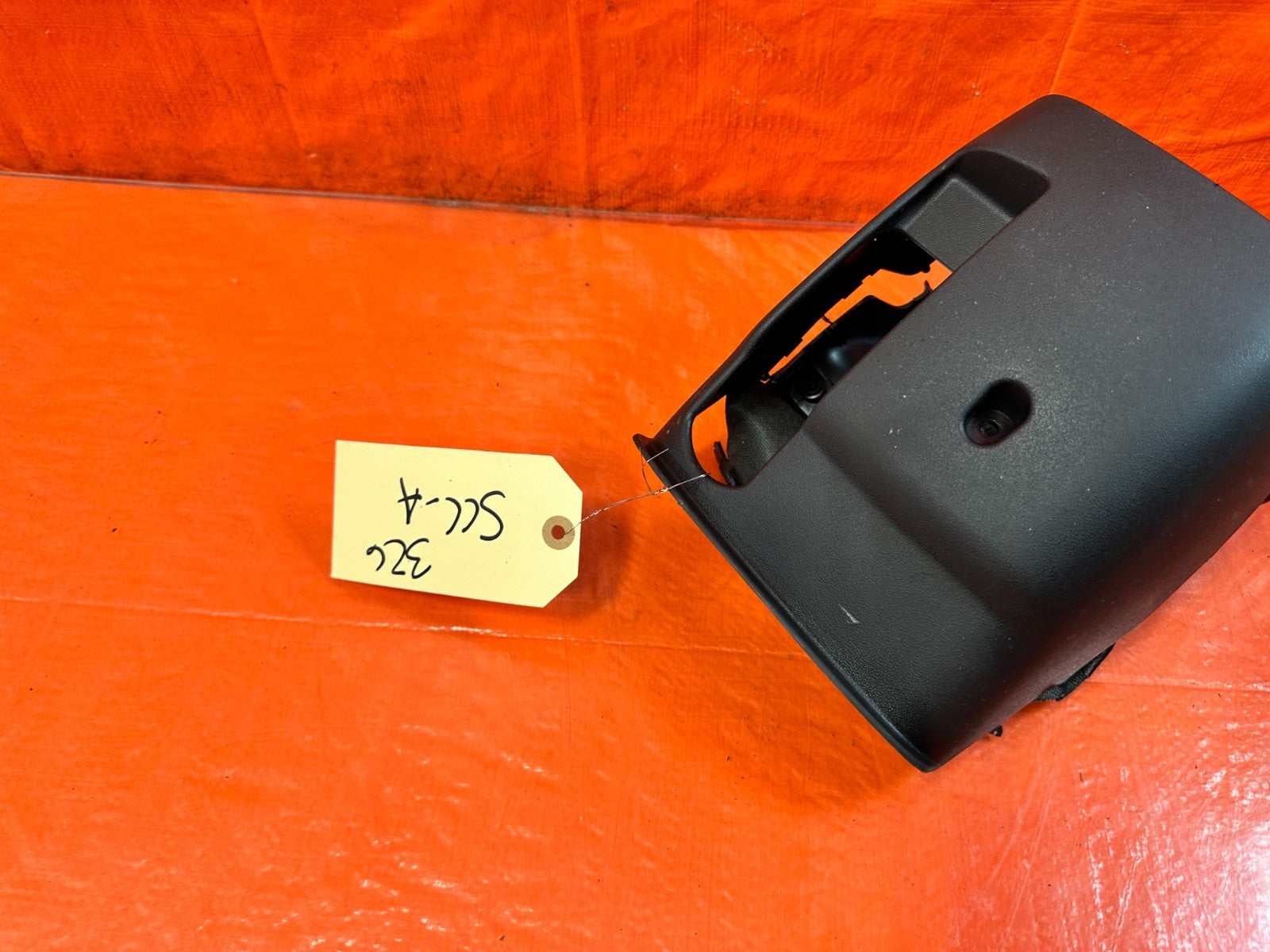 13 16 HYUNDAI GENESIS COUPE   STEERING COLUMN COVER TRIM   W/ PUSH START OEM 3267