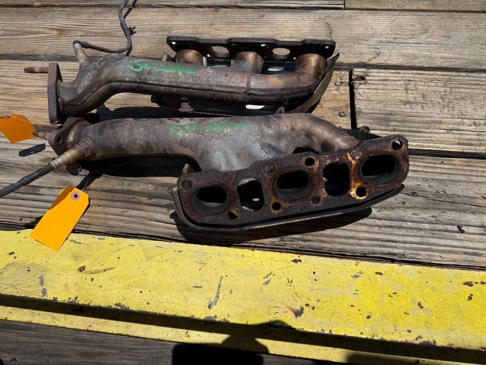 03 07 INFINITI G35 COUPE   VQ35DE LEFT RIGHT EXHAUST MANIFOLD MANIFOLDS OEM 29812