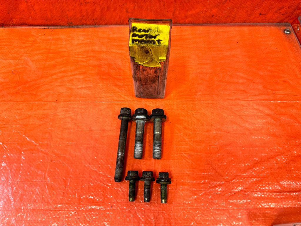 92 95 HONDA CIVIC   D16 D15 B16 REAR MOTOR MOUNT TRANSMISSION BRACKET BOLTS 3270