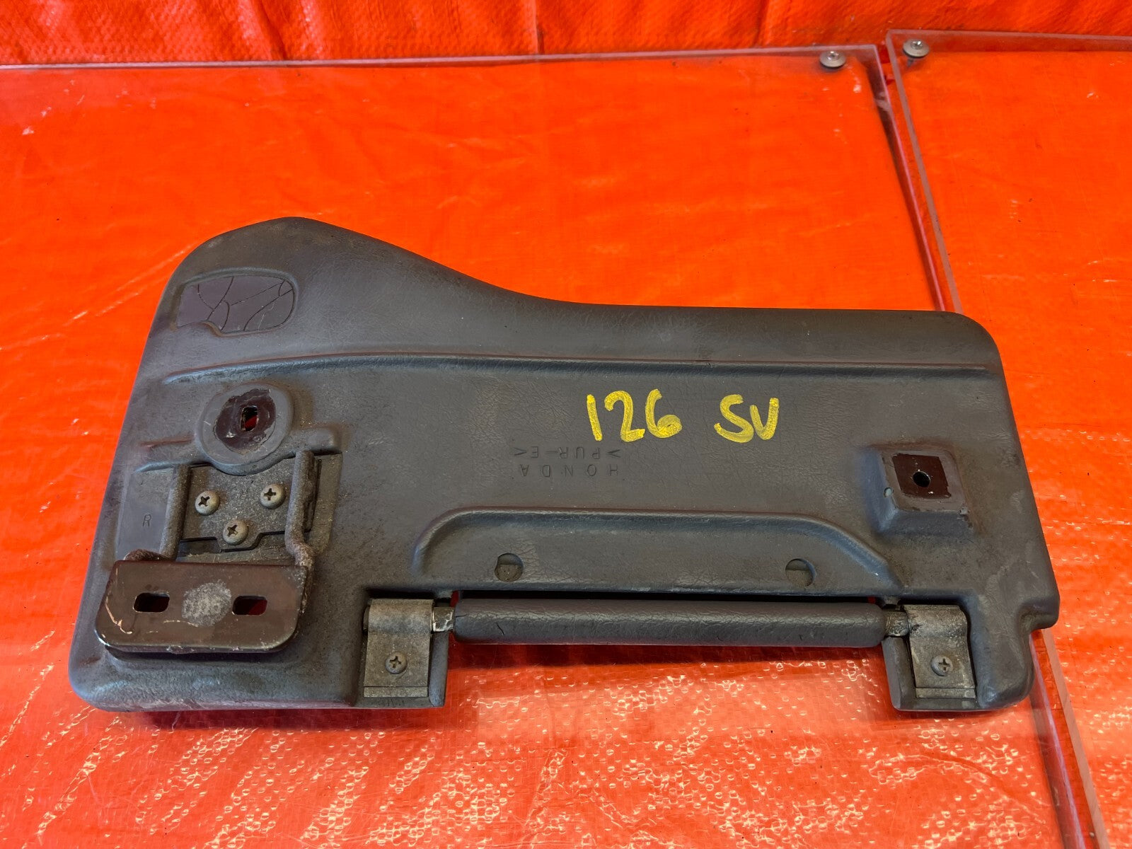 94 95 HONDA DEL SOL   SUN VISOR   PASSENGER RIGHT SIDE   GRAY COLOR   OEM #1268