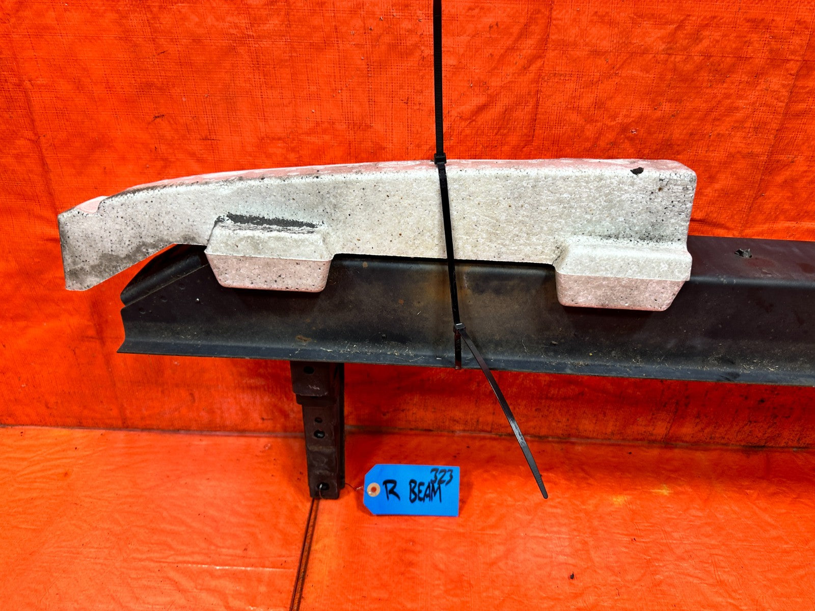 97 01 HONDA PRELUDE   REAR CRASH BEAM REINFORCEMENT RE BAR SUPPORT   OEM #1204
