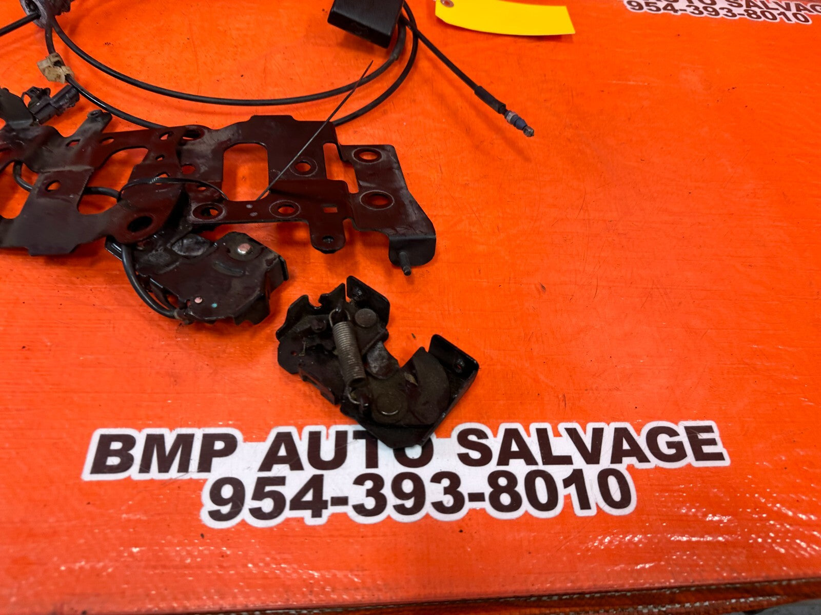08 15 INFINITI G37 & Q60 COUPE   HOOD LATCH W/ REKEASE CABLE & BRACKETS OEM #2484