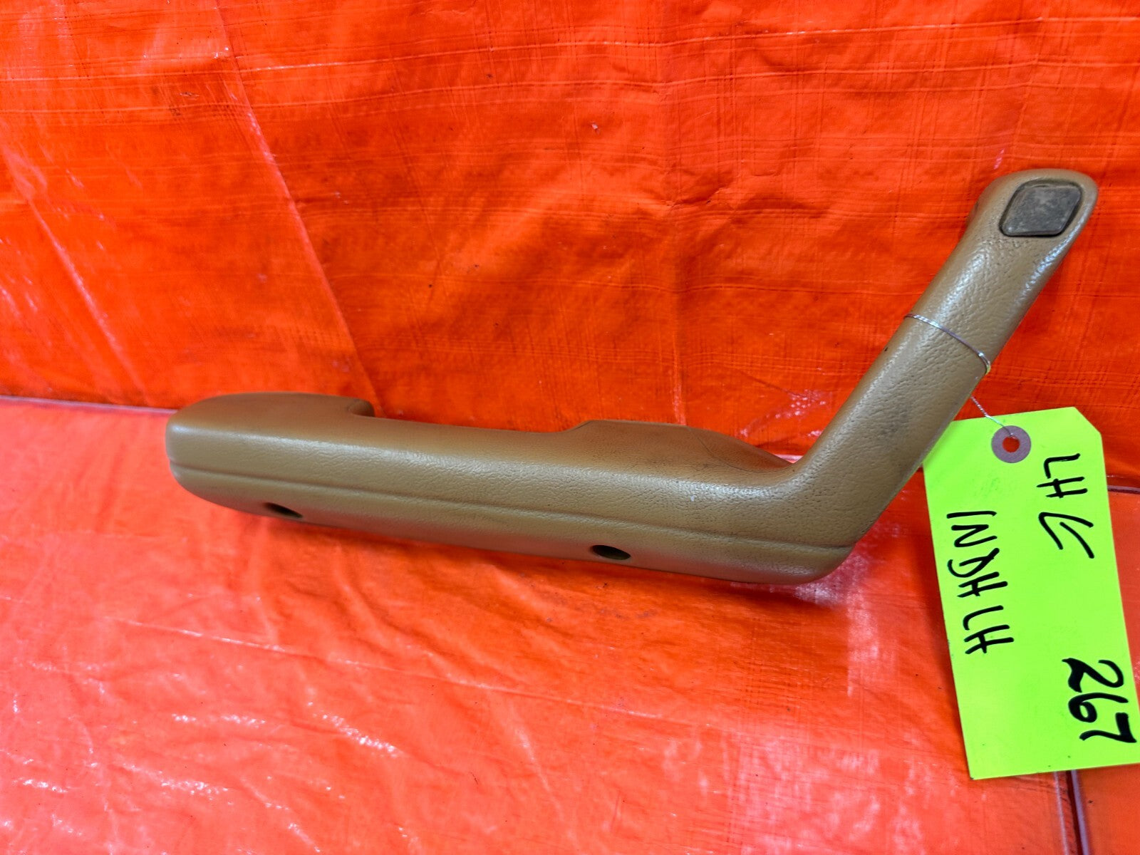 90 97 MAZDA MX 5 MIATA   DRIVER LEFT INTERIOR DOOR PULL HANDLE OEM #2677