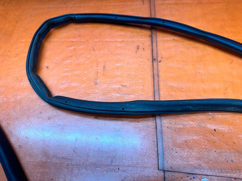 09-14 ACURA TSX 4D SEDAN DRIVER LEFT FRONT DOOR WEATHER STRIP SEAL RUBBER OEM #26