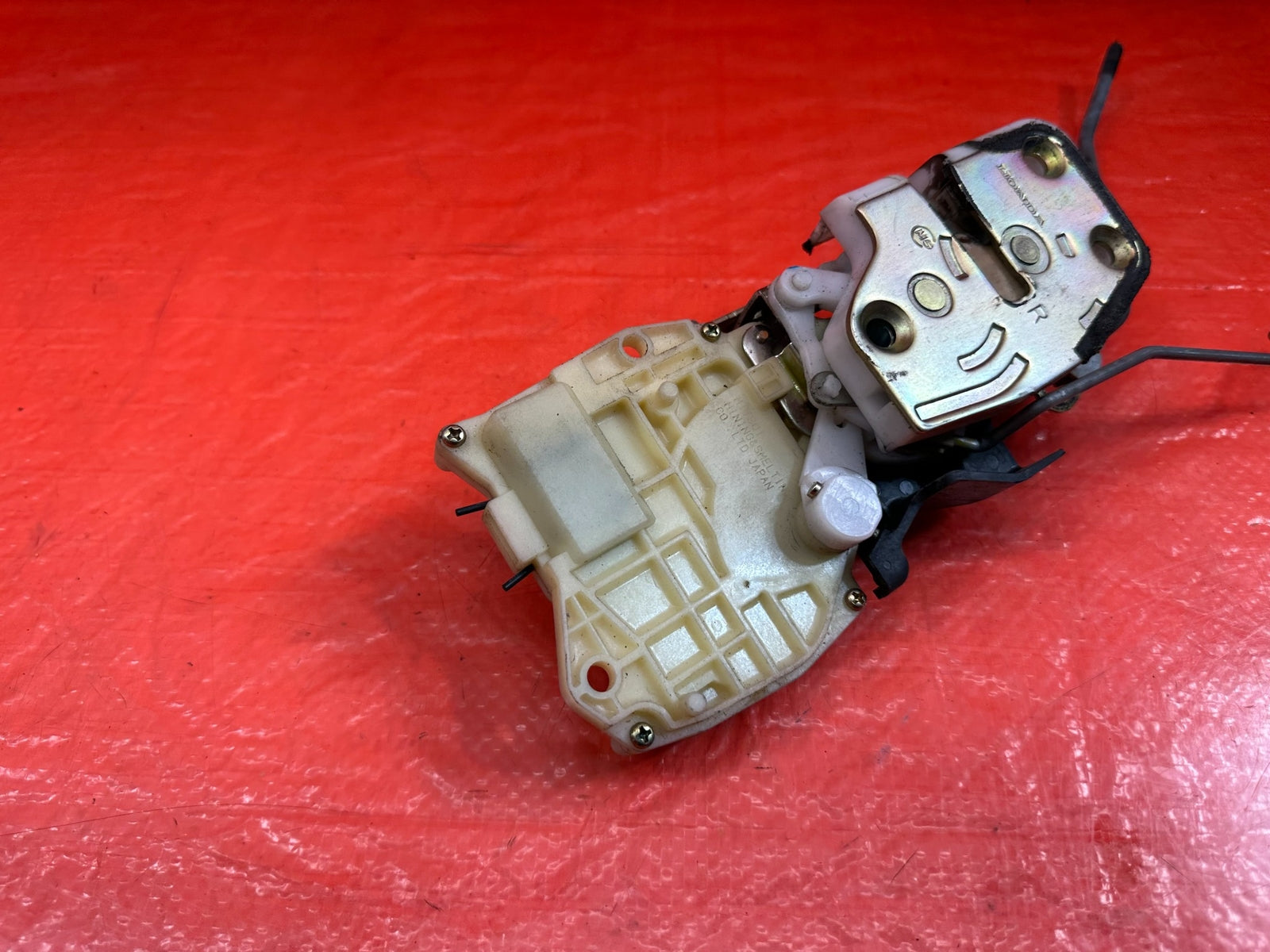 04 09 HONDA S2000   PASSENGER RIGHT DOOR LOCK ACTUATOR LOCK LATCH   OEM #1975