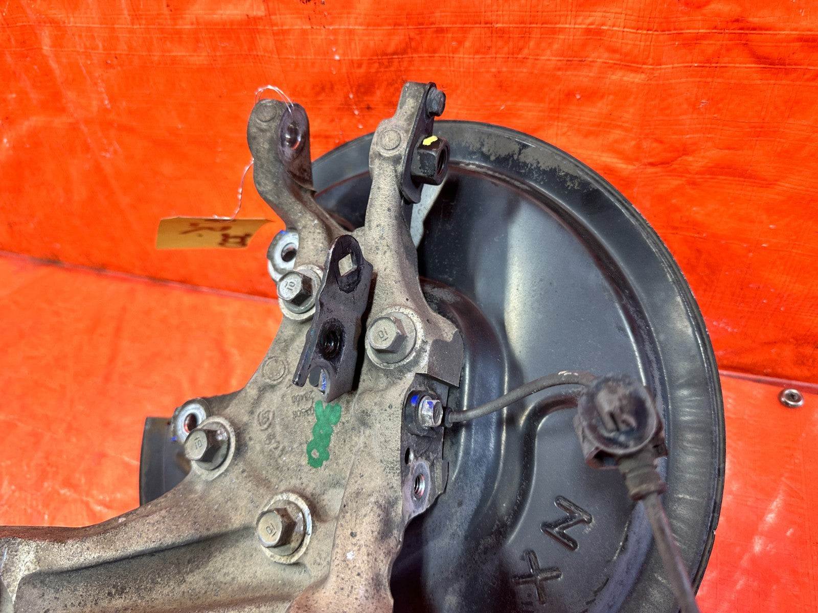 06 11 HONDA CIVIC SI   DRIVER LEFT REAR   SPINDLE KNUCKLE HUB   OEM #3005