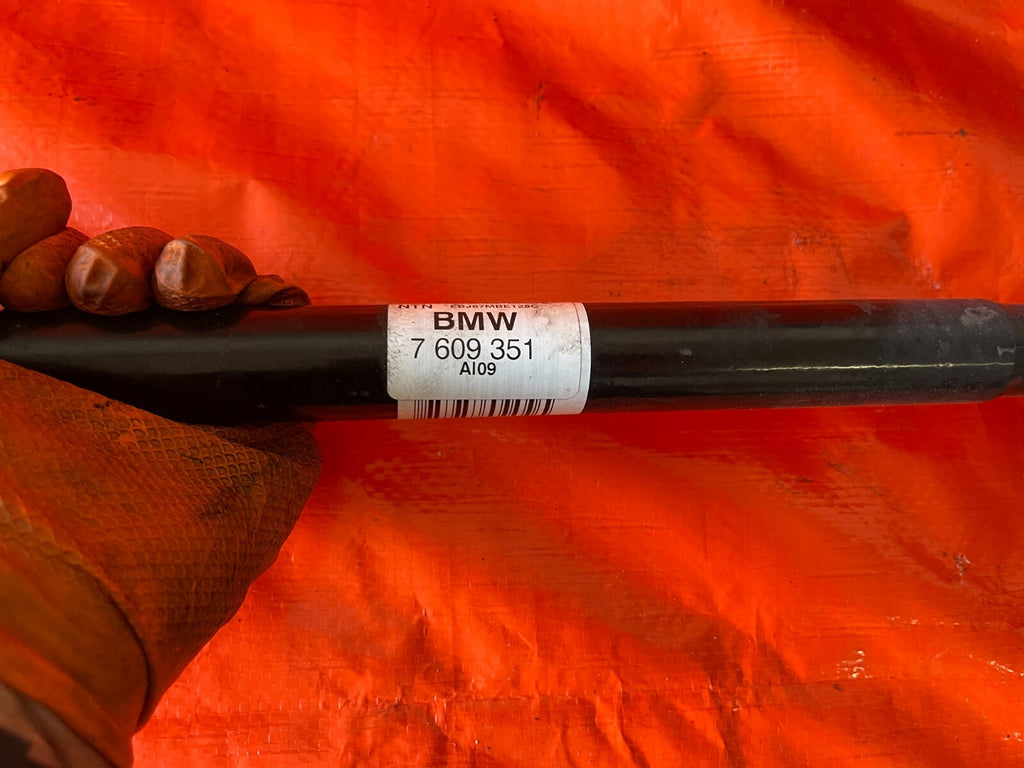 13 18 BMW 320i   BASE   RWD   DRIVER LEFT REAR   AXLE SHAFT   OEM OE FACTORY6
