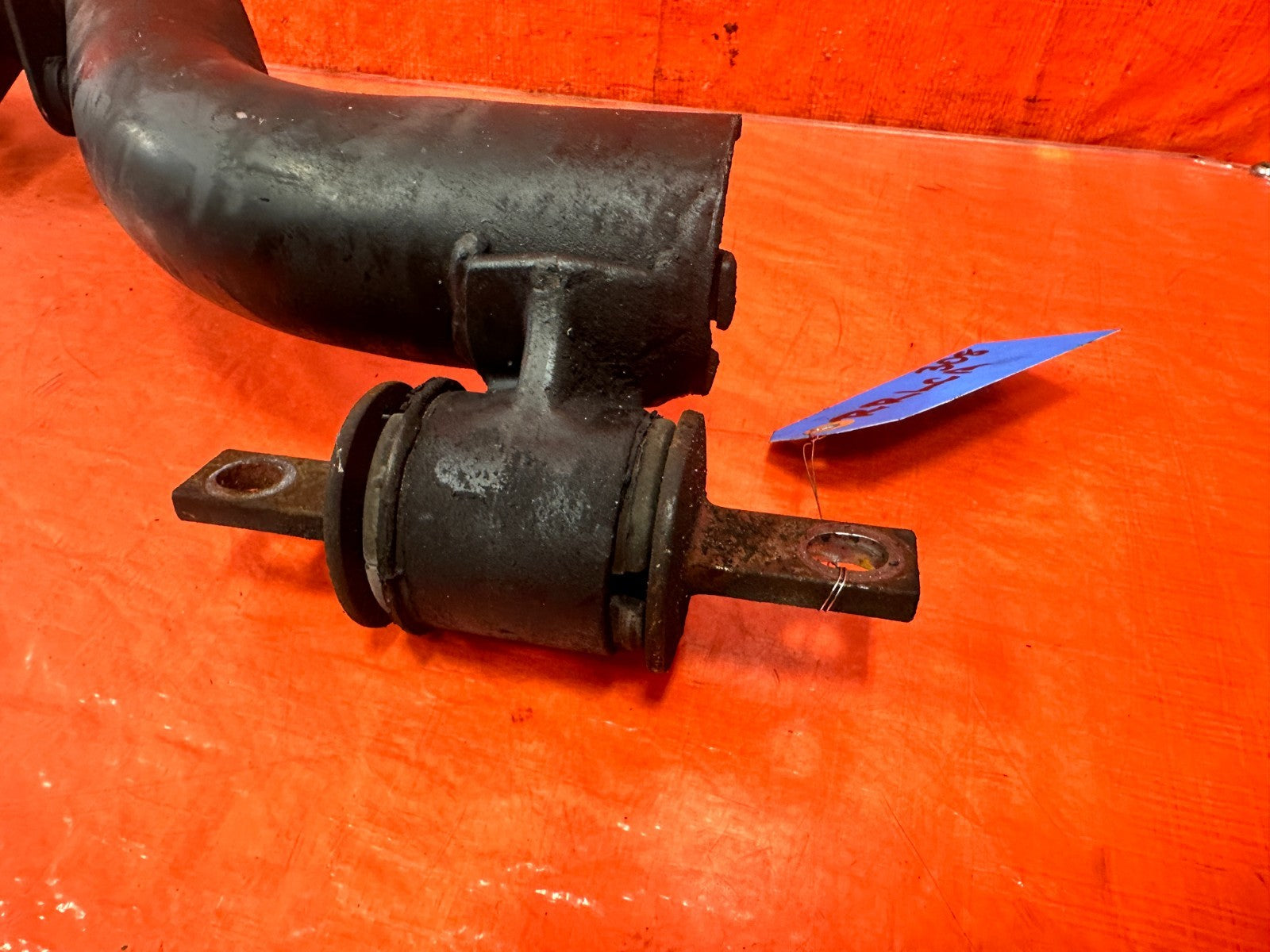 02 05 HONDA CIVIC SI EP3 PASSENGER RIGHT REAR LOWER TRAILING CONTROL ARM OEM 3087