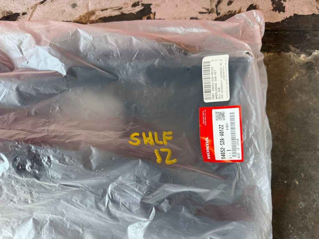 00 09 HONDA S2000   LEFT FRONT WHEEL HOUSE SUB SET   NEW IN BAG   04652 S2A A01Z3