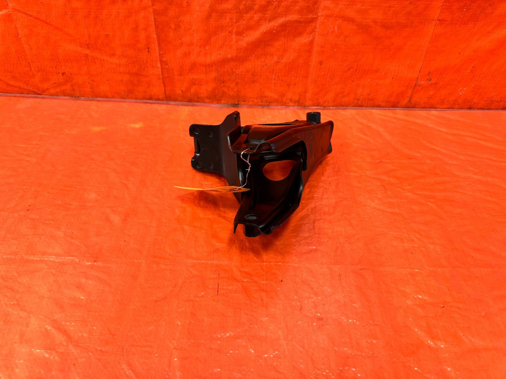 96 97 HONDA DEL SOL D16Y8 SOHC VTEC AUTOMATIC TRAR TRANSMISSION BRACKET OEM 2953