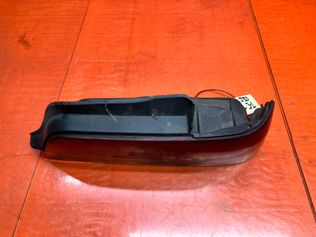 97 01 HONDA PRELUDE 2.2L PASSENGER RIGHT REAR TAIL LIGHT LAMP ASSEMBLY OEM #3354