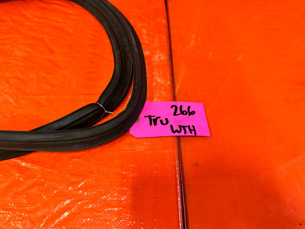 15 20 SUBARU WRX STI   REAR TRUNK WEATHER STRIP GASKET SEAL   OEM FACTORY #2664