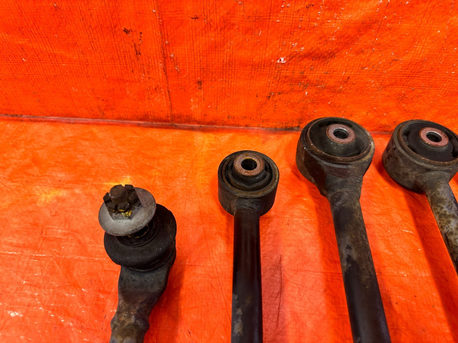 04 08 ACURA TSX PASSENGER RIGHT REAR LOWER CONTROL ARM SET OF 5   ALL ARMS #3045