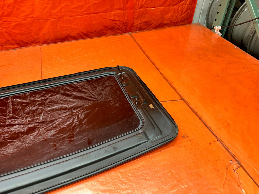 97 01 HONDA PRELUDE 2.2L ROOF SUNROOF MOONROOF MOON ROOF GLASS PANEL OEM #33613