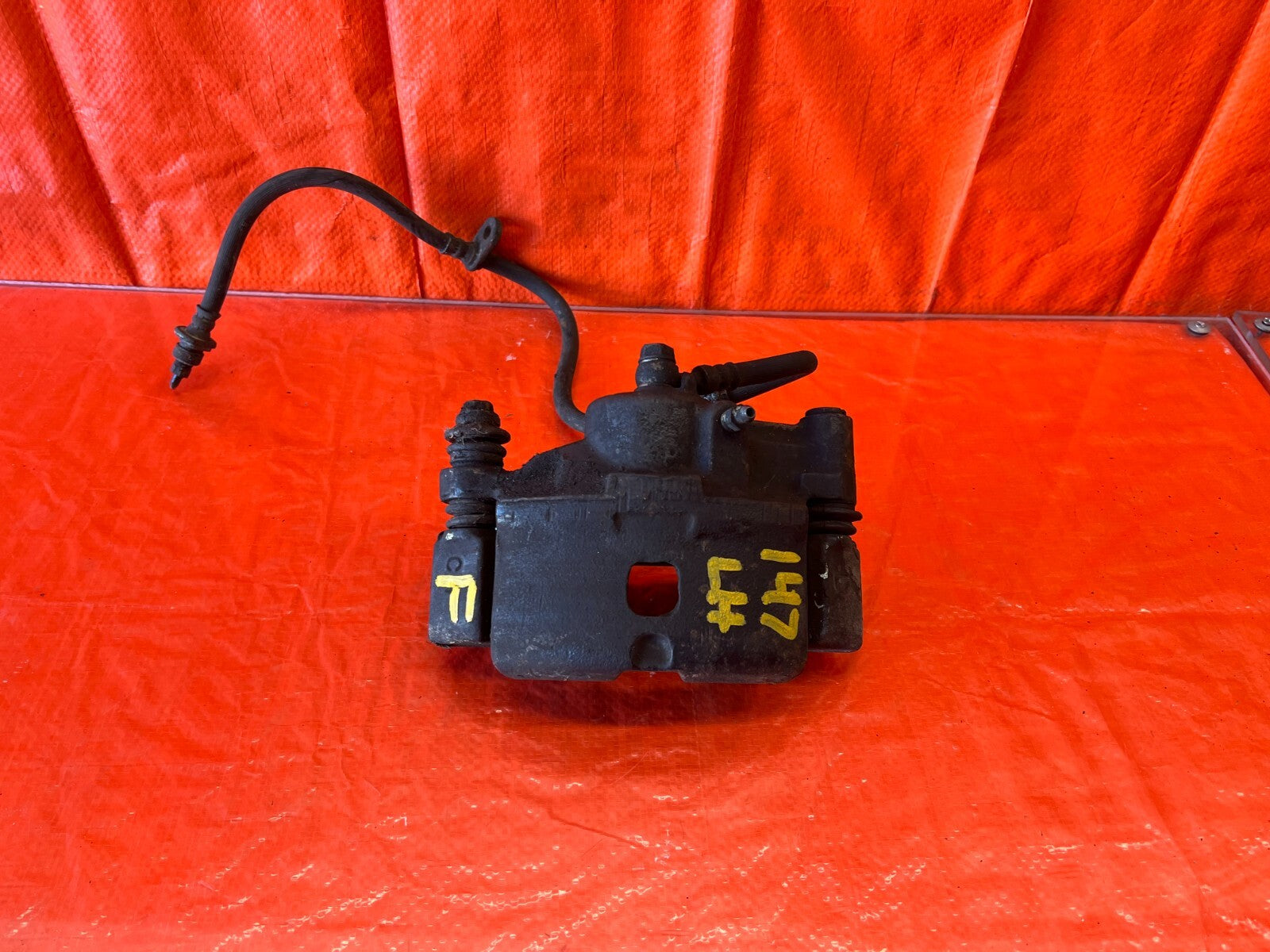 92 94 HONDA CIVIC SI   DRIVER LEFT FRONT BRAKE CALIPER   OEM FACTORY #1474