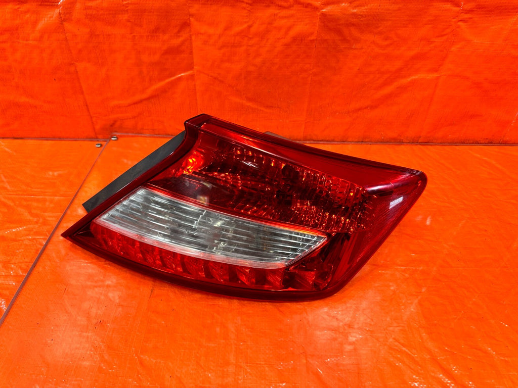 12 13 HONDA CIVIC SI 2D COUPE   PASSENGER RIGHT TAIL LIGHT TAIL LAMP OEM #2650