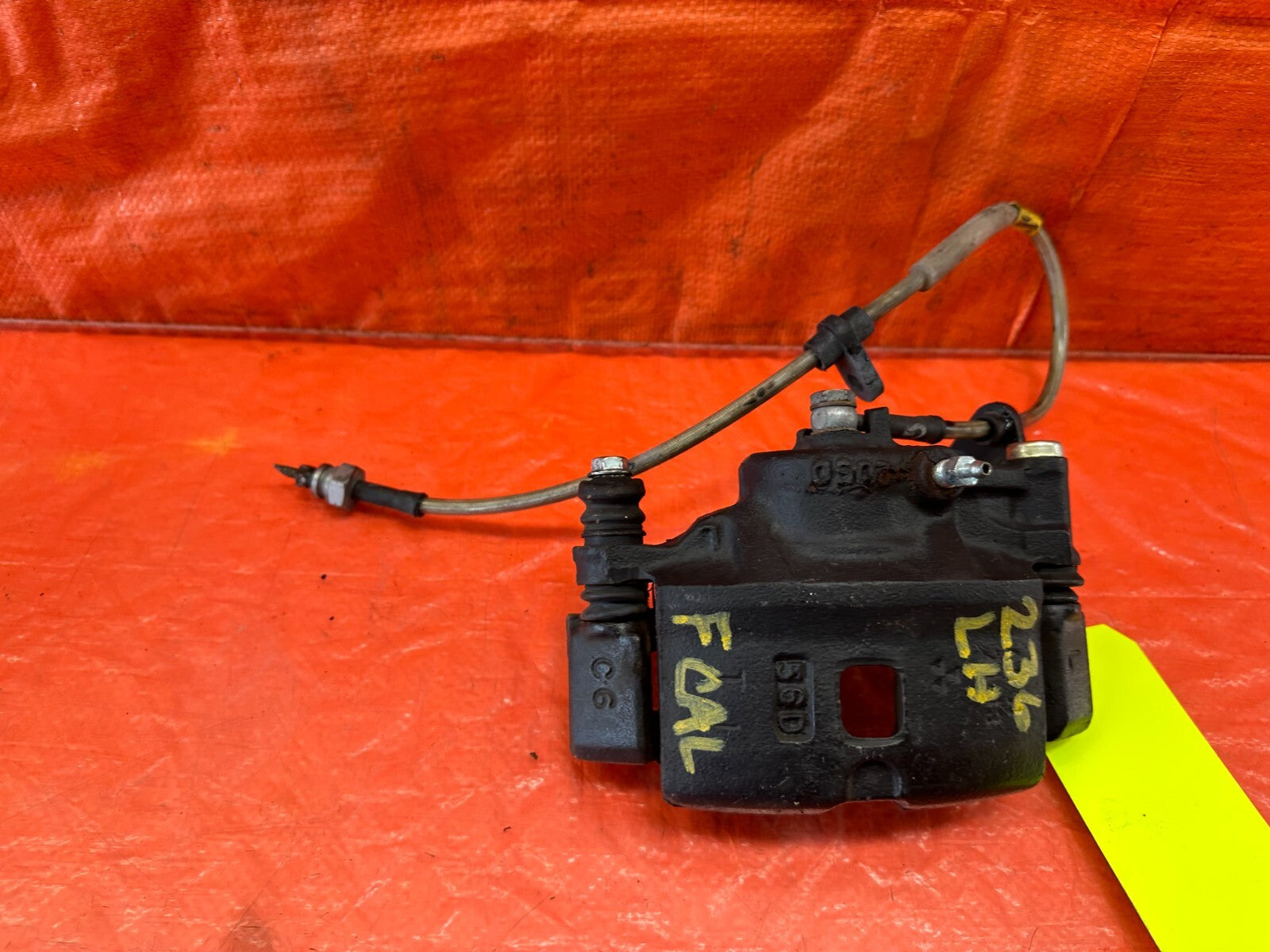 92 94 HONDA CIVIC DX LX   DRIVER LEFT FRONT   BRAKE CALIPER   OEM #2365