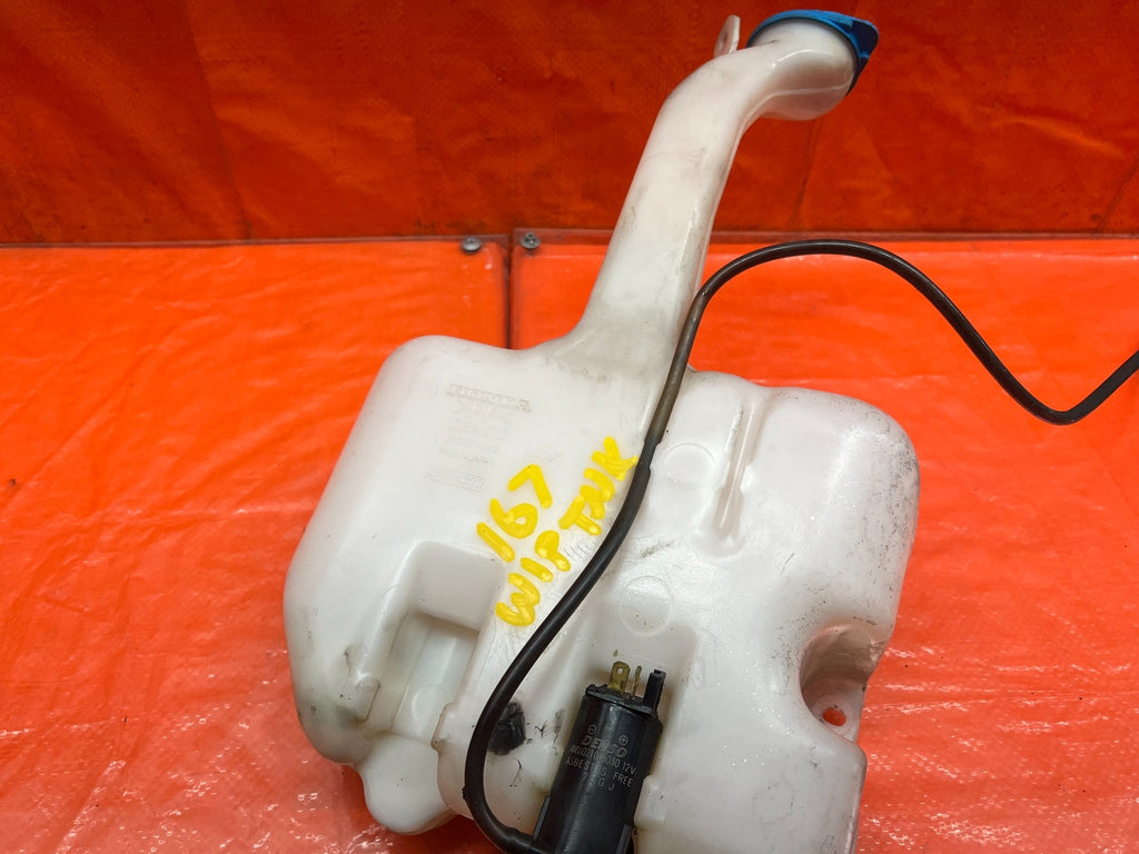 98 02 HONDA ACCORD 2.3L   WINDSHIELD WIPER RESERVOIR TANK W/ MOTOR   OEM #1675
