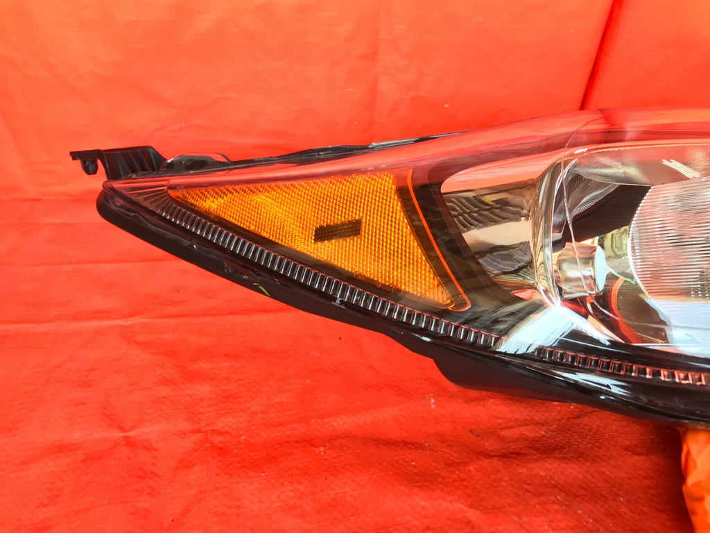 OEM 2016 2017 2018 FORD FIESTA PASSENGER RIGHT HEADLIGHT HEADLAMP BLACK BEZEL 6